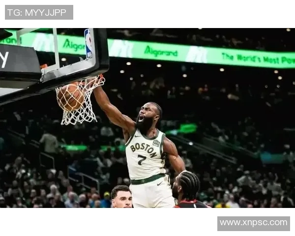 篮网与国王激战正酣在线直播全程回顾与精彩瞬间分享