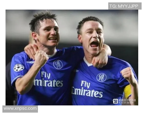 曼联与雷丁激战正酣比分结果揭晓引发球迷热议 曼联与雷丁激战正酣比分结果揭晓引发球迷热议