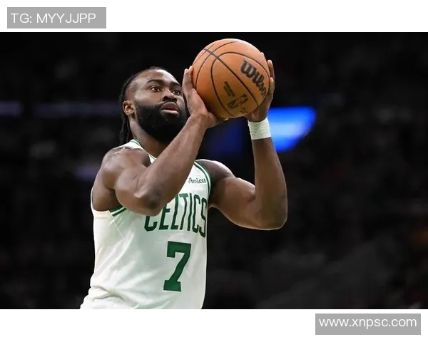 杰伦布朗：从篮球新星到NBA顶级球员的成长之路