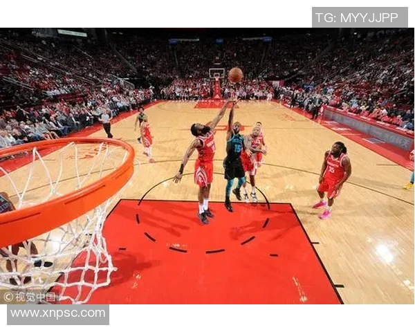 火箭与黄蜂激战1214场精彩对决球迷期待的胜负悬念再度上演