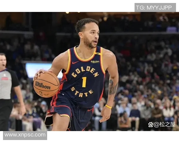 勇士与热火激战正酣2月11日NBA精彩对决引发球迷热议 勇士与热火激战正酣2月11日NBA精彩对决引发球迷热议