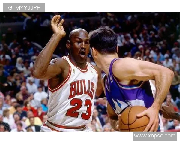 乔丹与慈世平的传奇对决:篮球场上的荣耀与争议之战 乔丹与慈世平的传奇对决:篮球场上的荣耀与争议之战