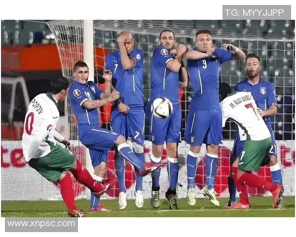 意大利与爱沙尼亚足球历史交锋记录分析与回顾