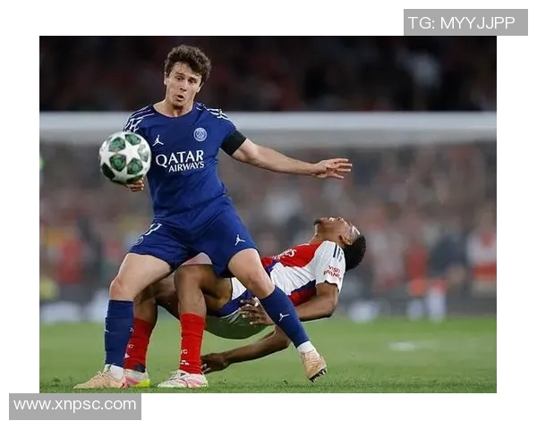 若昂内维斯在赛场上的精彩表现与未来发展潜力分析